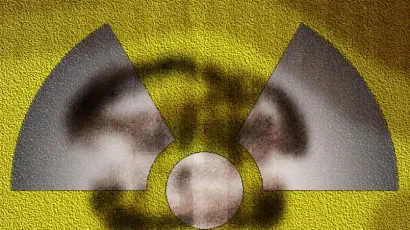 nuclear-symbol-truthout-4474279105_7b28785e5c_o.jpg