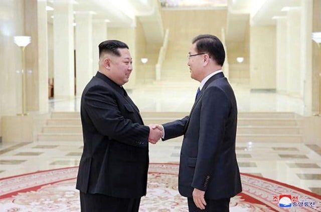 Kim Jong-un meets South Korean envoy