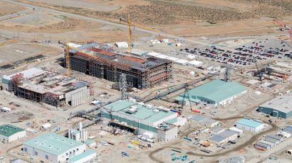 The Hanford Tank Waste Treatment and Immobilization Plant, also known as the Vit Plant, covers 65 acres with four nuclear facilities in southeastern Washington state. Credit: Bechtel National