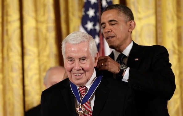 President Obama awards the Presidential Medal of Freedom to former Sen. Richard Lugar in November 2013. (Photo by Win McNamee/Getty Images)