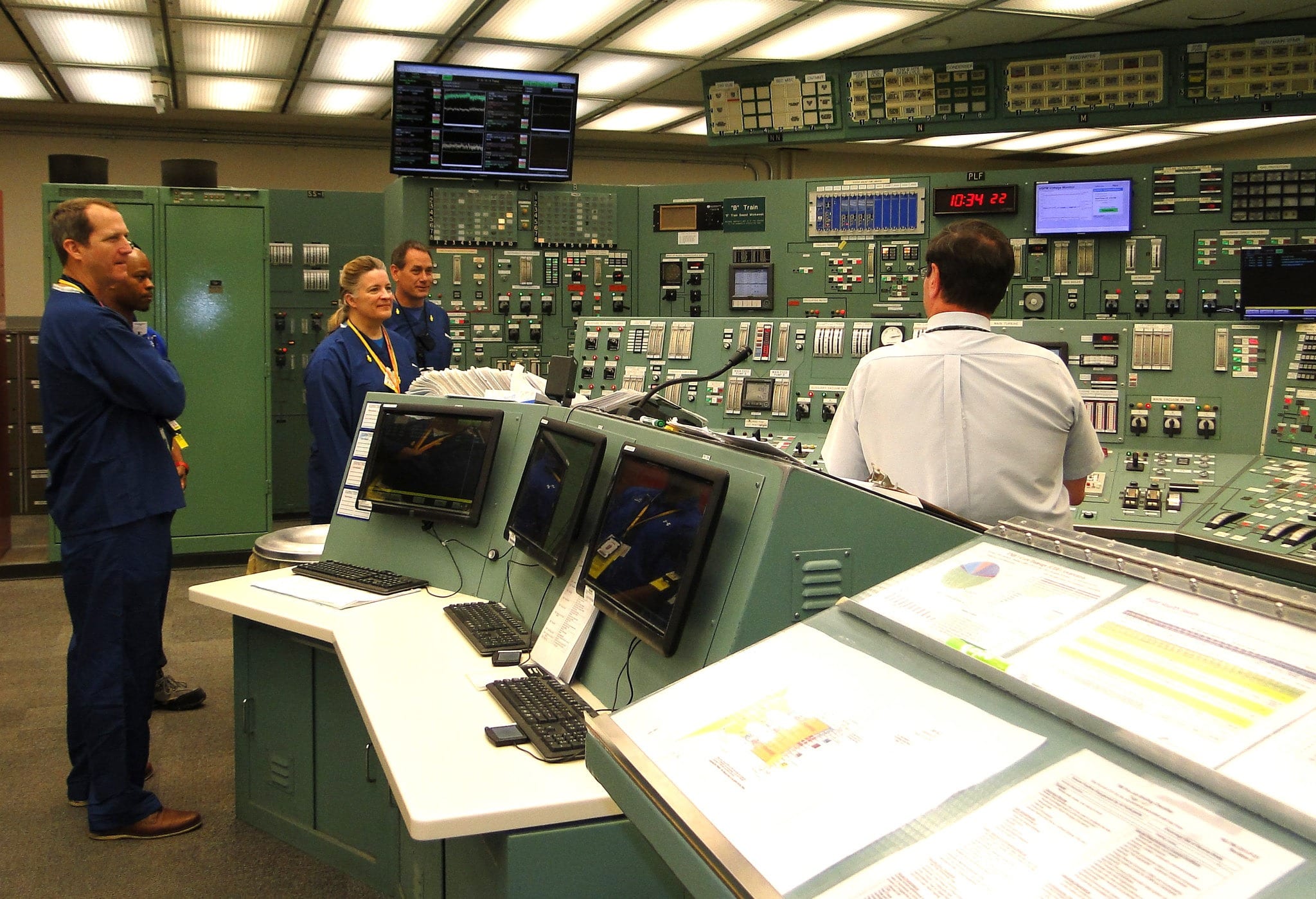 aging-nuclear-plants-industry-cost-cutting-and-reduced-safety