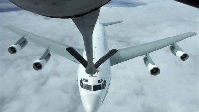US Open Skies aircraft approaches a refueling aircraft