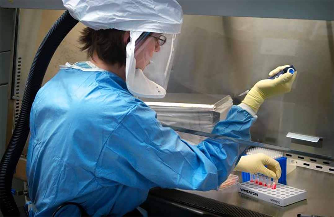 WHO ने चीनी अधिकारियों को वैज्ञानिक अनुसंधान रोकने के लिए लगाई फटकार, कोरोनावायरस के पैदा होने के बारे में चल सकता था पता WHO reprimanded Chinese officials for stopping scientific research, could have known about the origin of coronavirus