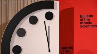 picture of the Doomsday Clock