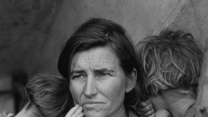 BW photo of 1930s Dustbowl Migrant Mother