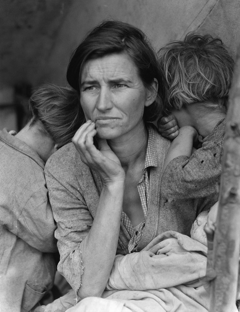 BW photo of 1930s Dustbowl Migrant Mother