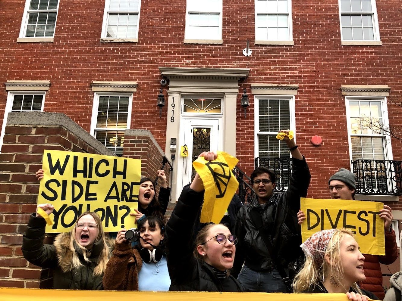 George Washington University students call for divestment from fossil fuels