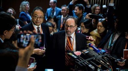 This picture, taken on November 27, 2018, shows biologist and summit chair David Baltimore (center right) of the California Institute of Technology speaking at a press conference during the Second International Summit on Human Genome Editing in Hong Kong. (Getty Images/AFP)