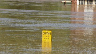 flood water sign