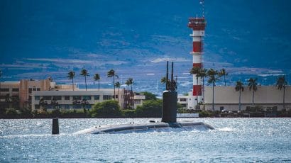 submarine leaving Hawaii