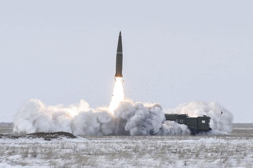 A launch of the Russian Iskander-M, which can carry a tactical nuclear warhead, at the Kapustin Yar proving ground in March 2018. Photo credit: the websites (mil.ru, минобороны.рф) of the Ministry of Defence of the Russian Federation. Licensed under the Creative Commons Attribution 4.0.