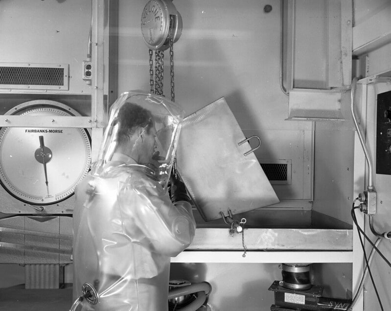 A technician prepares salts for use in MSRE in 1964. By Oak Ridge National Laboratory. Accessed via Flickr. CC BY 2.0.