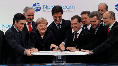 World leaders at 2011 ceremony to launch Nord Stream gas pipeline