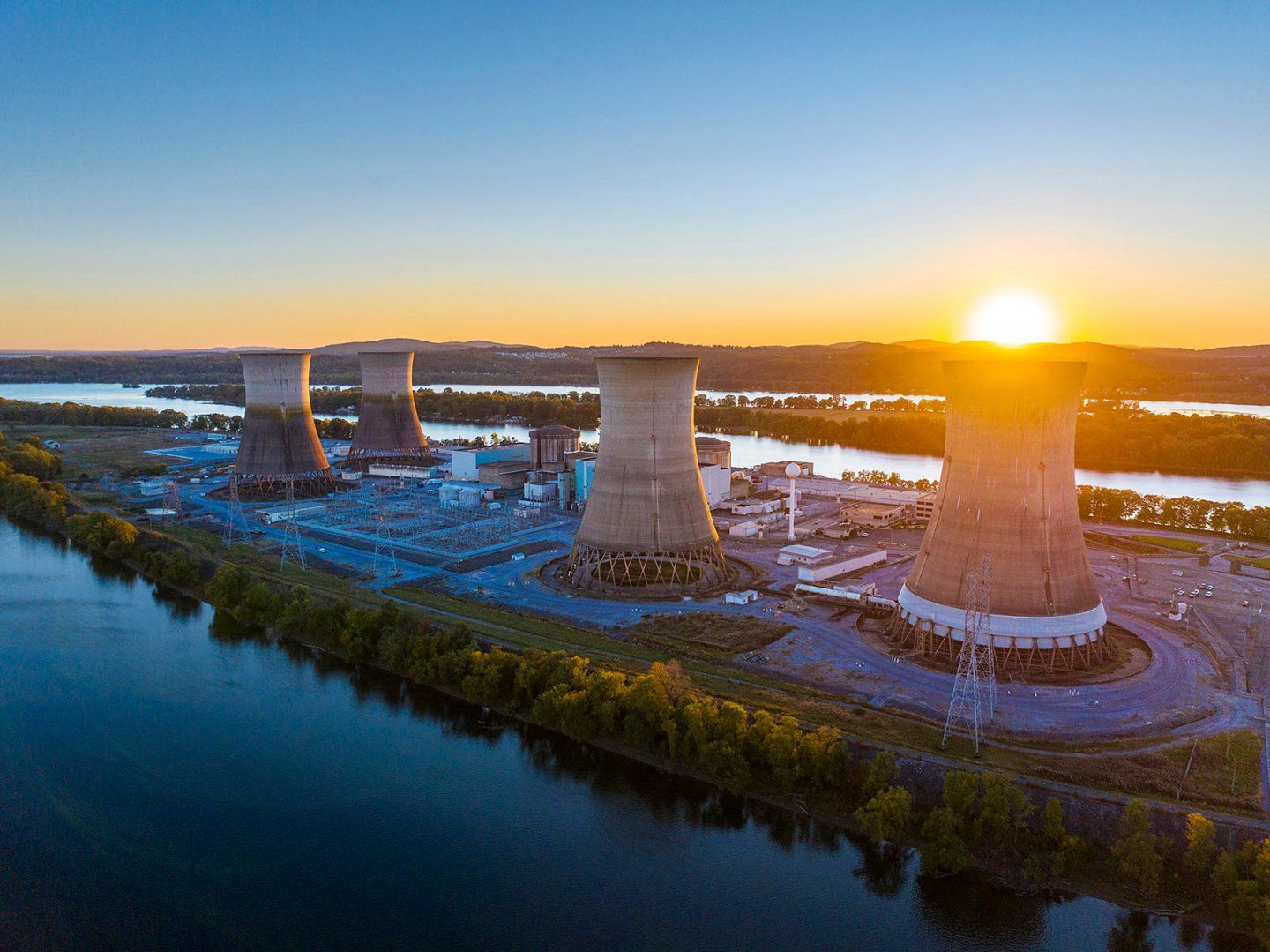 crane-clean-energy-center-2024-exerior-aerial-sunrise-over-tower