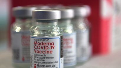 Moderna_COVID-19_vaccine