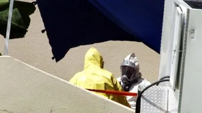FBi investigators.